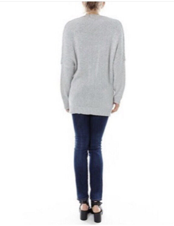 W&W Gekreuzter Pullover