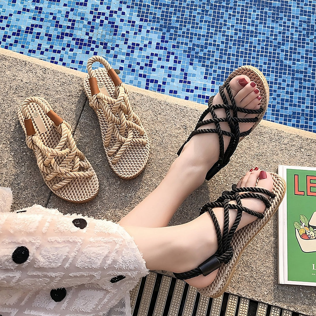 Damen Sandalen mit geflochtenen Riemen