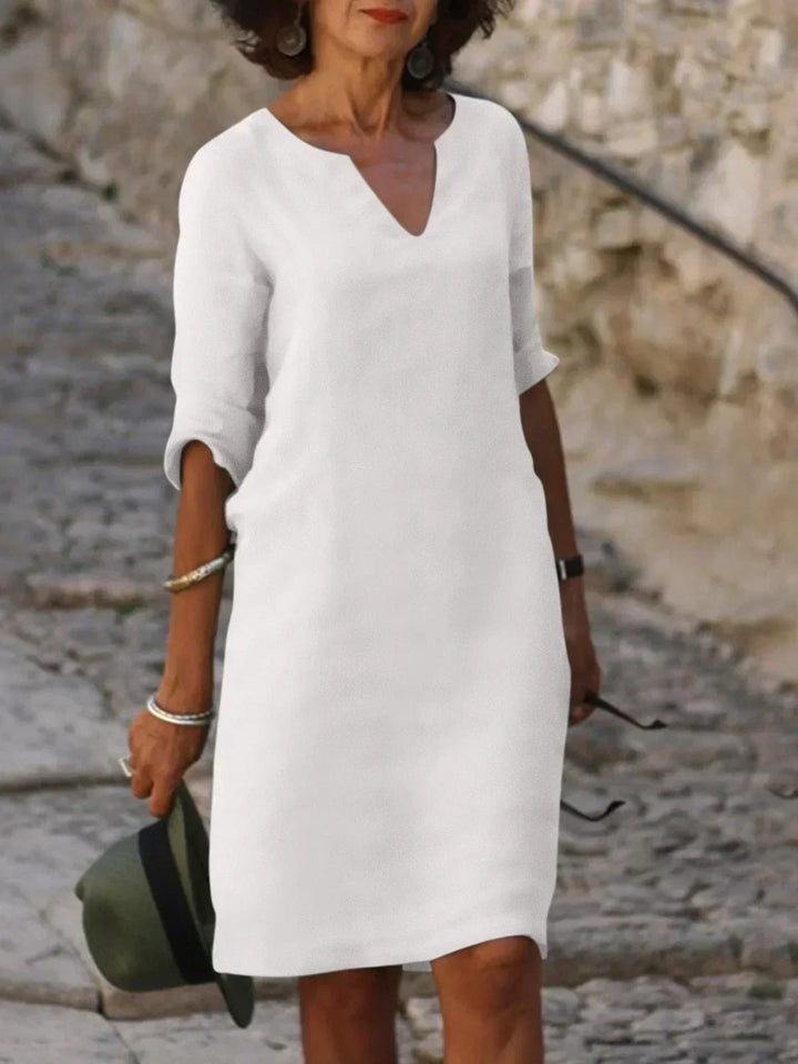 W&W Mode | Stilvolles Kleid Mit Elegantem V-ausschnitt