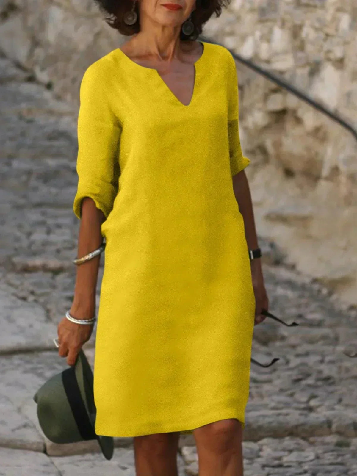 WW | Stilvolles Kleid Mit Elegantem V-ausschnitt