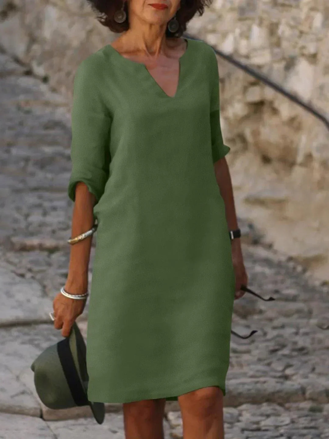 W&W Mode | Stilvolles Kleid Mit Elegantem V-ausschnitt