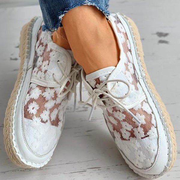 W&W Mode | Atmungsaktive Spitzen-Sneaker mit Blumenstickerei für Damen