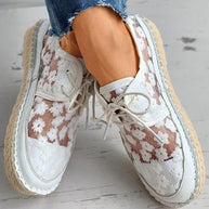 WW | Atmungsaktive Spitzen-Sneaker mit Blumenstickerei für Damen
