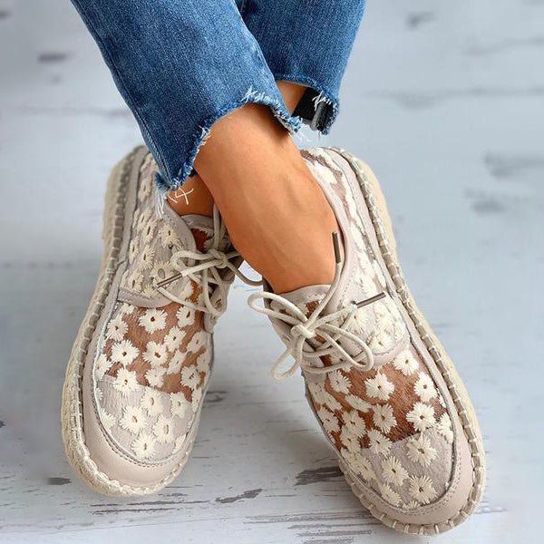 W&W Mode | Atmungsaktive Spitzen-Sneaker mit Blumenstickerei für Damen