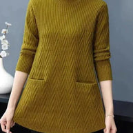 Damenpullover mit hohem Kragen