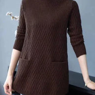 Damenpullover mit hohem Kragen