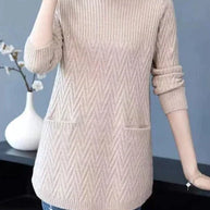 Damenpullover mit hohem Kragen