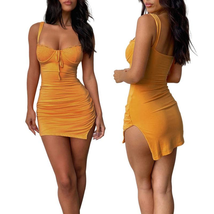 Damen Minikleid mit tiefem Ausschnitt und schmalen Trägern