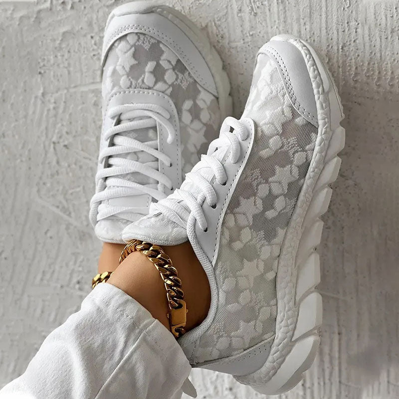 W&W Mode | weiße Damensneaker - weiße bestickte Schuhe
