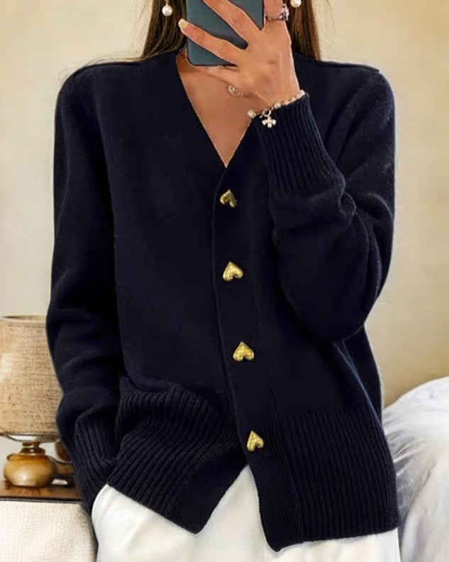 W&W Mode | Elegante Strickjacke Mit Herzknöpfen