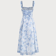 Blaues Midikleid mit Blumenmuster und quadratischem Ausschnitt