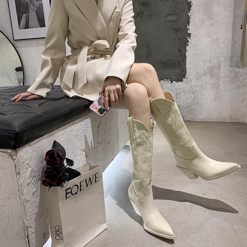 W&W Mode | Bequeme Wildlederstiefel für Damen