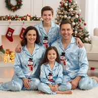 WW | Holiday Family Button-Up Himmelblau Satin Weihnachten Schlafanzug Set