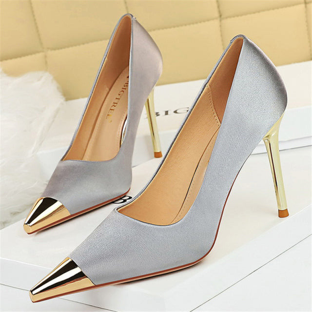 WW | Bleeding Love High Heels Schuhe