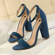 WW | Buckle Block High Heels Pumps