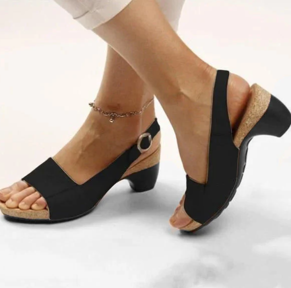 WW - Bequeme, elegante Schuhe mit niedrigem, klobigem Absatz