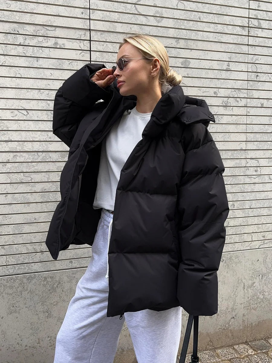 W&W Mode | Modische kurze Damenjacke mit Kapuze und wattierter Baumwollfütterung