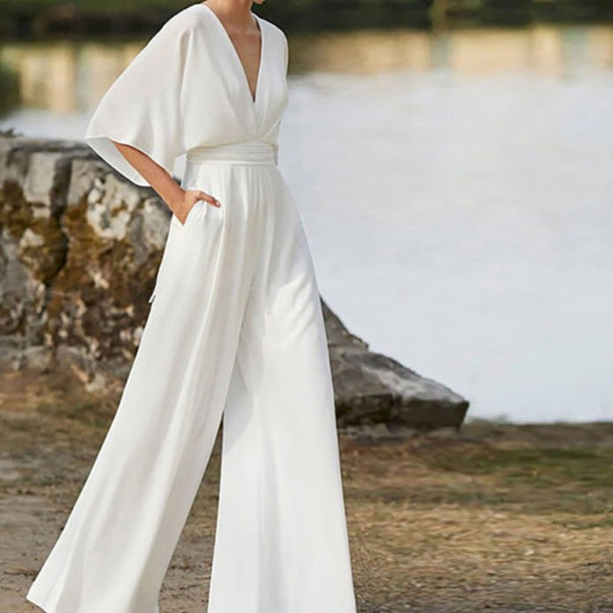W&W Mode | Jumpsuit mit weitem Ausschnitt für Frauen