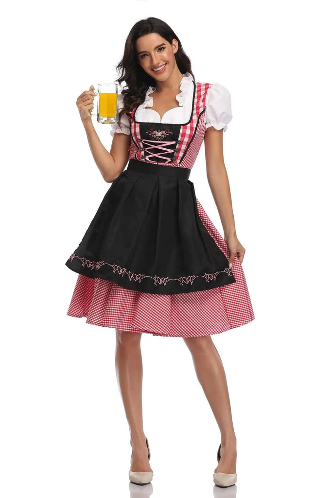 WW | Traditionelles Outfit Für Männer Und Frauen