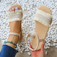 WW | Sandalen mit Quastenbändern