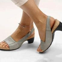 WW - Bequeme, elegante Schuhe mit niedrigem, klobigem Absatz