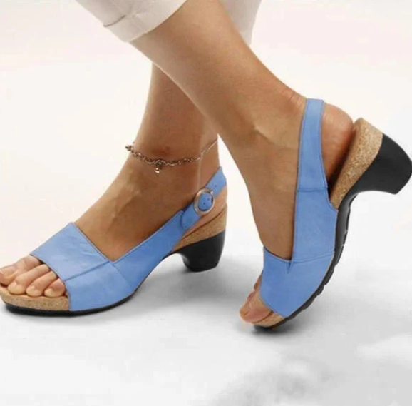 WW - Bequeme, elegante Schuhe mit niedrigem, klobigem Absatz