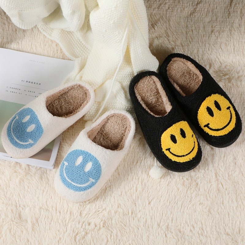 WW | mit Smiley - bequeme Damen Hausschuhe aus weichem Material