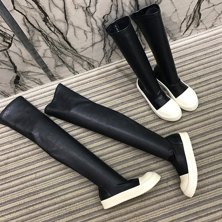 W&W Mode | Flache Stiefel für Frauen
