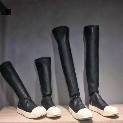 W&W Mode | Flache Stiefel für Frauen