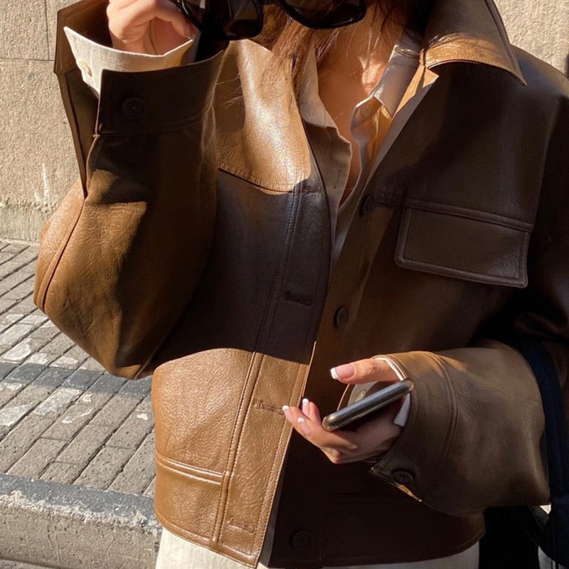 W&W Mode | Damen Jeansjacke - Stilvoll & Bequem - Perfekt für Jede Saison