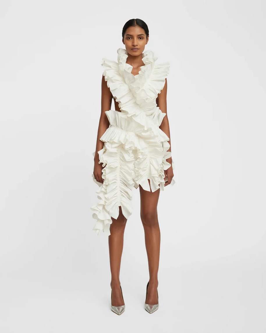 Bezauberndes asymmetrisches Kleid