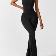 WW | V-Rücken Auslaufender Jumpsuit