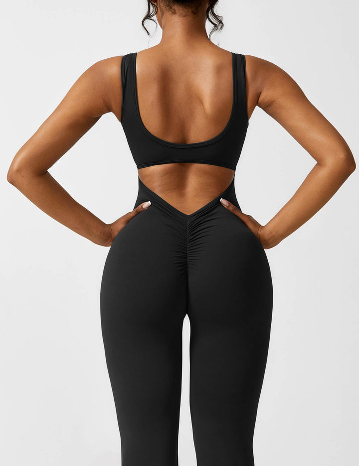 W&W Mode | Hals Jumpsuit mit Ausgestellten Beinen | Elegantes und Figurbetontes Design