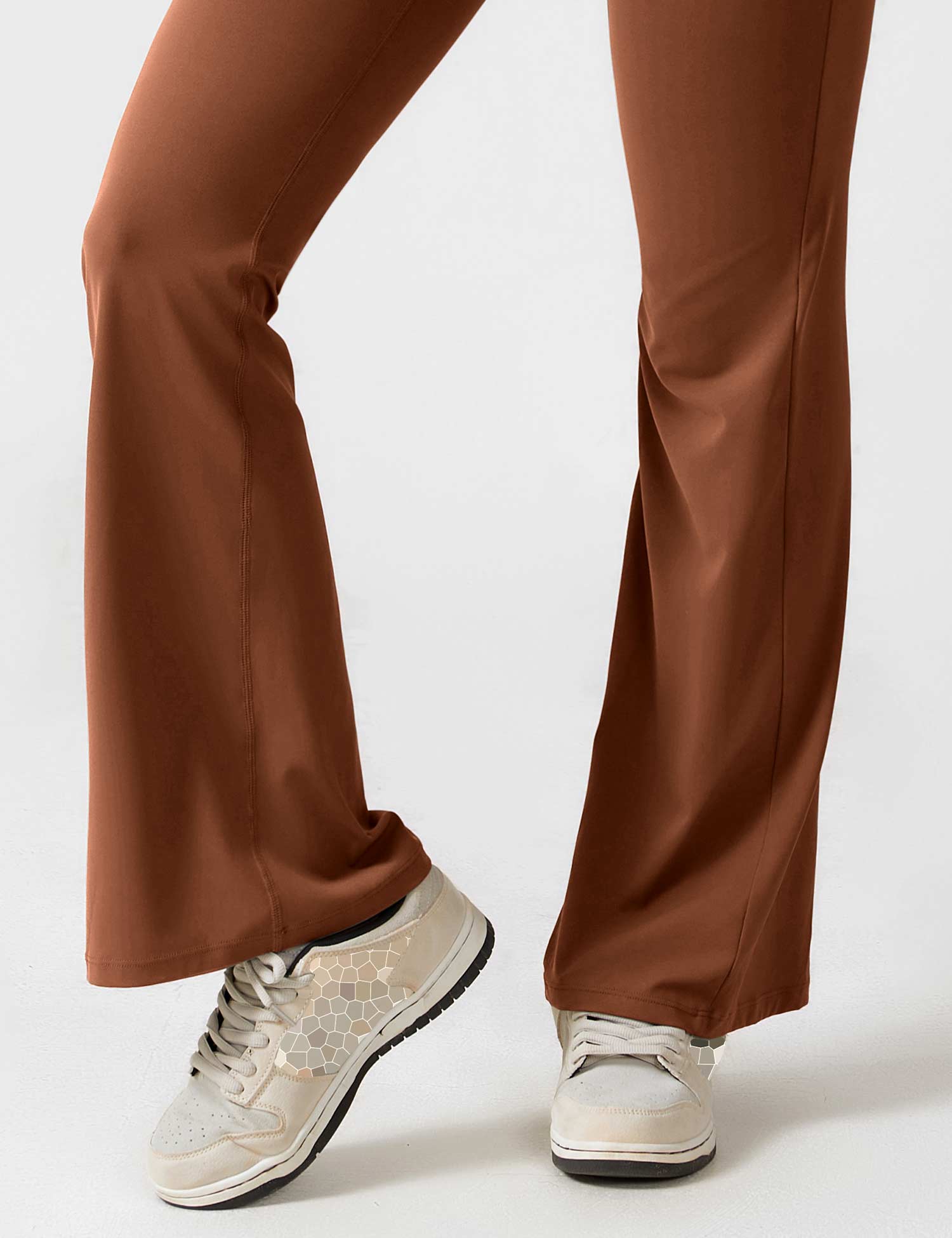WW | V-Rücken Auslaufender Jumpsuit