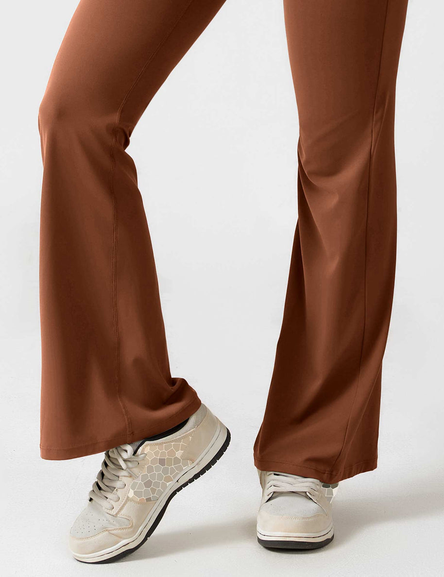 WW | V-Rücken Auslaufender Jumpsuit