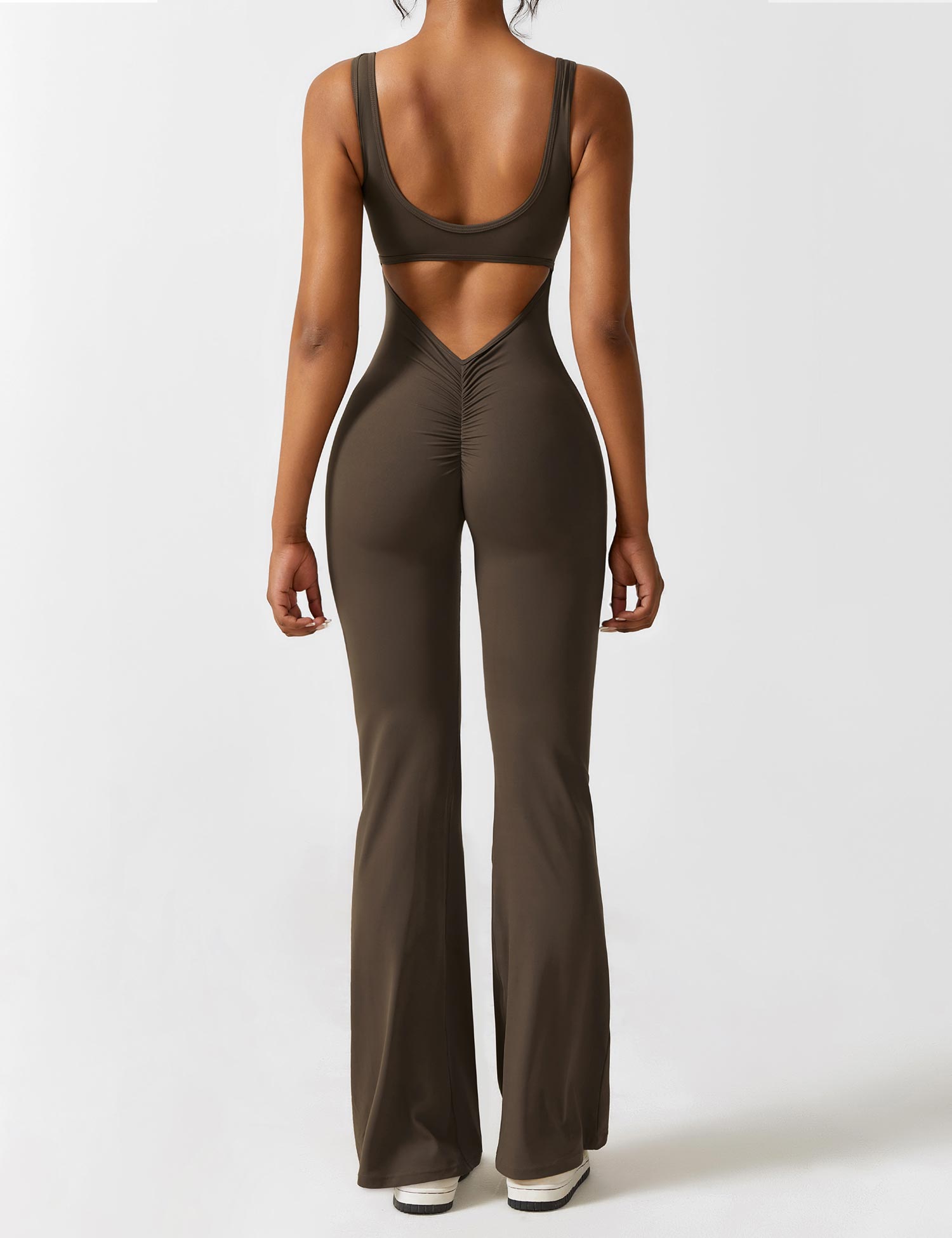 WW | V-Rücken Auslaufender Jumpsuit