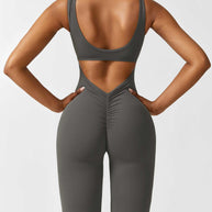 WW | V-Rücken Auslaufender Jumpsuit
