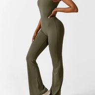 WW | V-Rücken Auslaufender Jumpsuit