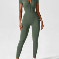 LenaFit – Kurzarm-Reißverschluss-Jumpsuits