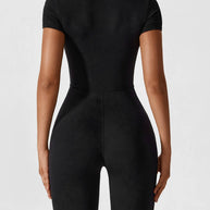 LenaFit – Kurzarm-Reißverschluss-Jumpsuits