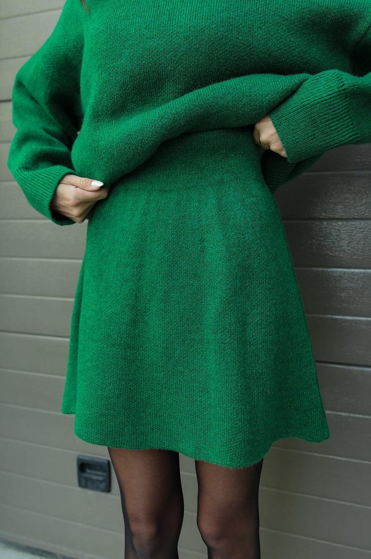 WW | teilige Strickset - Damenpullover und Rock mit lässiger Passform