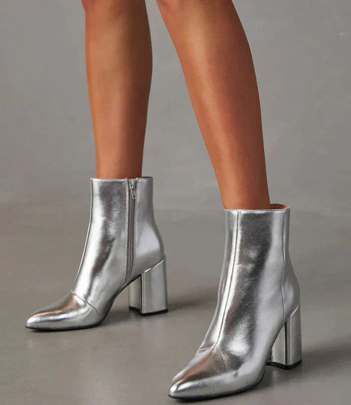 WW | Modische Stiefel