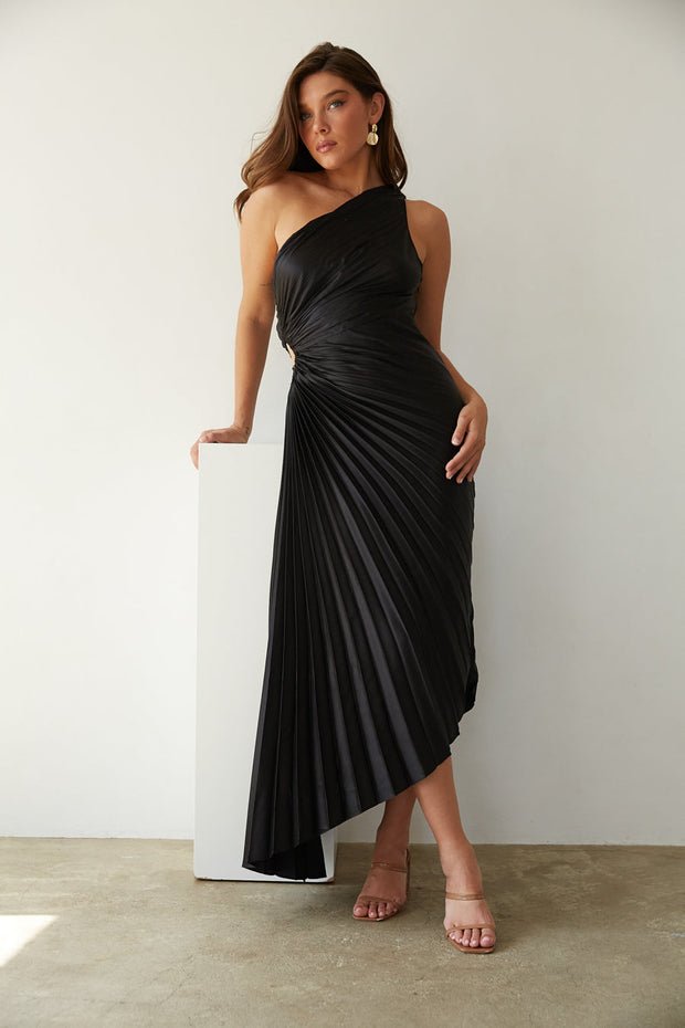 WW | One Shoulder Plissee Midi Kleid