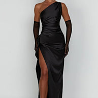 Suzy | One Shoulder Kleid
