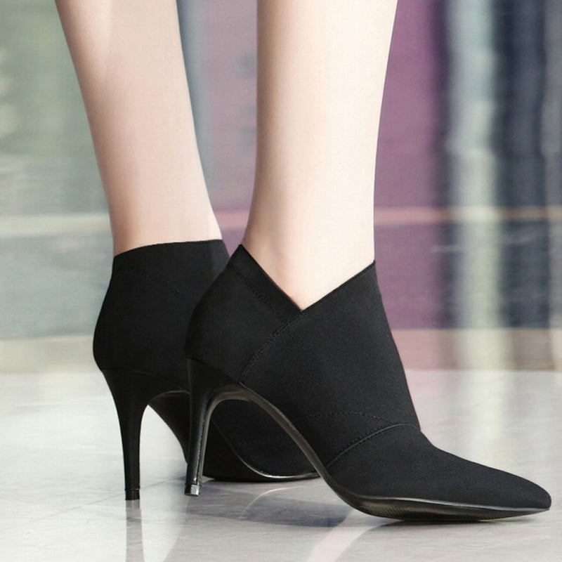 W&W Mode | Damenschuhe für Jugendliche Höhe 8,5 cm Absatz Material Stiefel