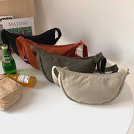 W&W | Halbmondförmige Tasche