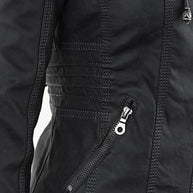Schwarz lederjacke mit seitlicher reißverschlusstasche