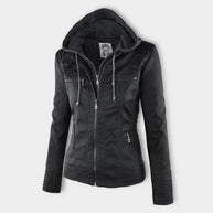 Seitenansicht einer schwarz lederjacke mit kapuze