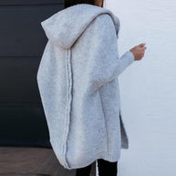 VELOVA - Oversize Boxy-Langarm-Strickjacke mit Kapuze - FashionWOLF