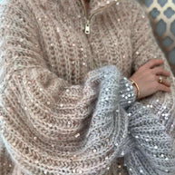 W&W Gestrickte Pulloverjacke mit Pailletten